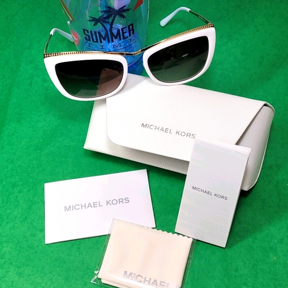 Michael Kors Women's MK 1064 & MK 2074 bundle - Picture 5 of 15